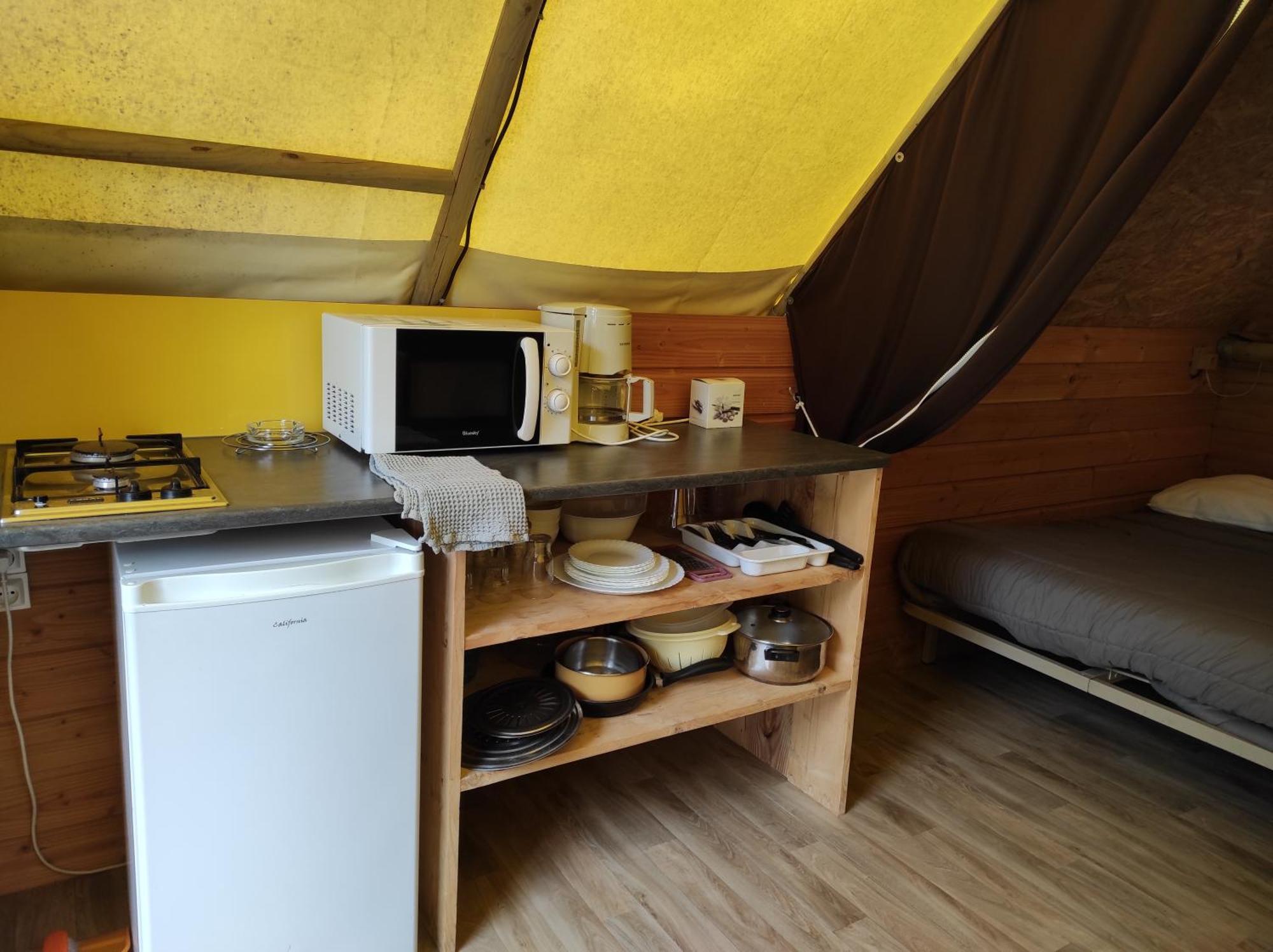 סן-לורן-סור-סבר Camping Le Rouge Gorge **** 10' Puy Du Fou מראה חיצוני תמונה