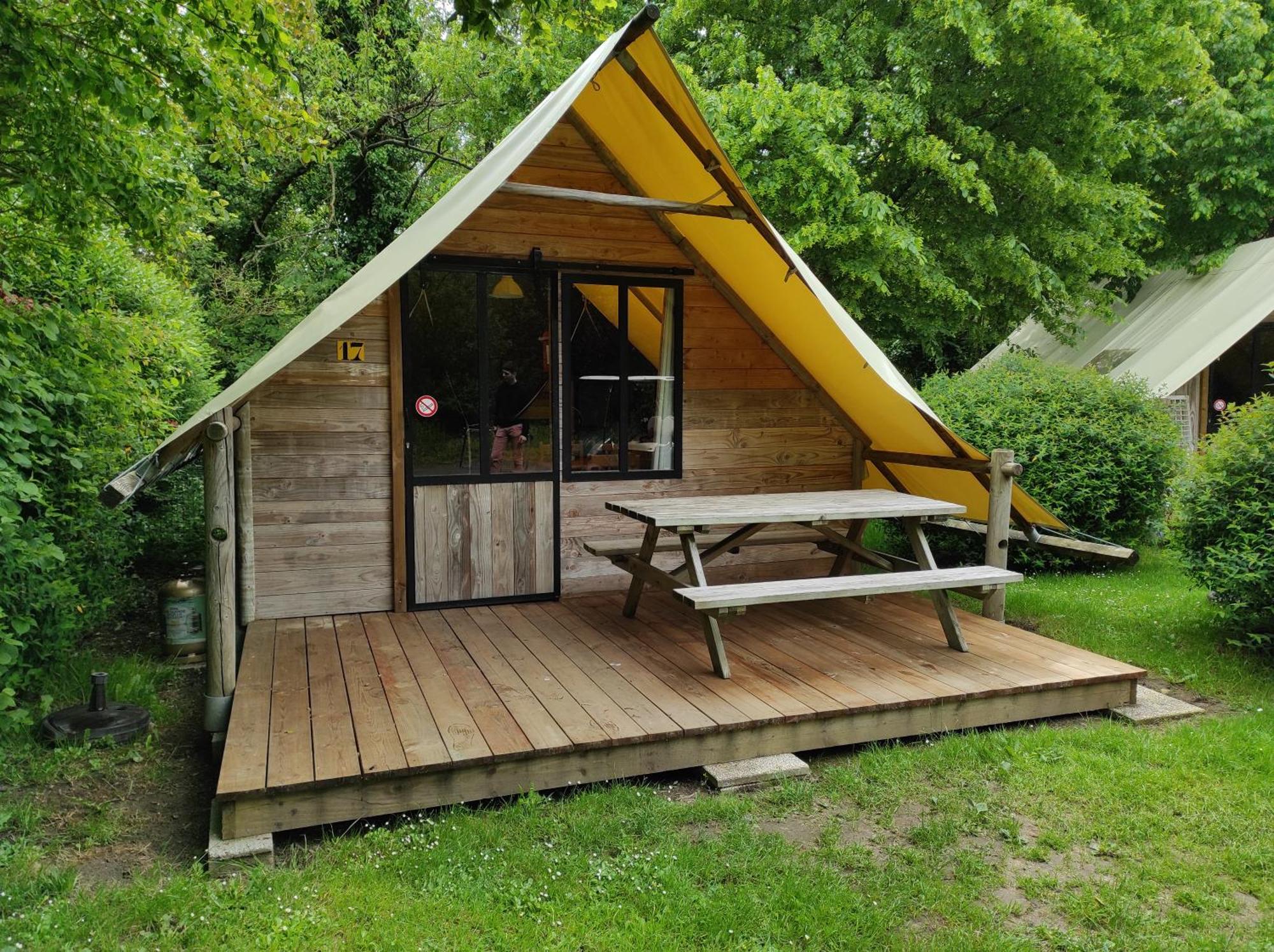 סן-לורן-סור-סבר Camping Le Rouge Gorge **** 10' Puy Du Fou מראה חיצוני תמונה
